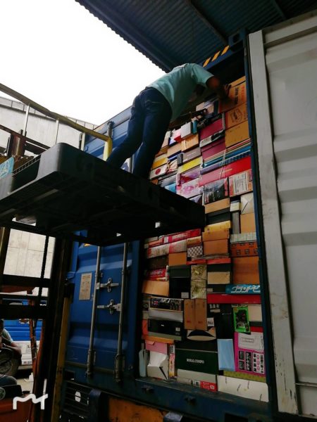 UNLOADING 2nd CONTAINER AT RPJ ALABANG