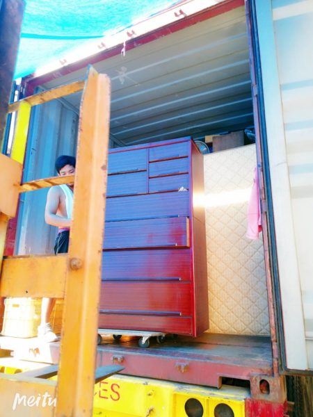 UNLOADING 2ND CONTAINER AT RPJ ALABANG