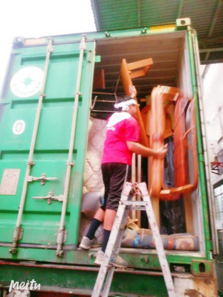 UNLOADING 2nd CONTAINER AT RPJ ALABANG
